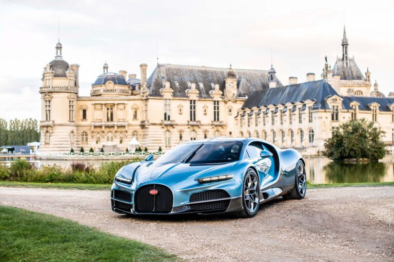 01-BUGATTI-Chantilly.jpg