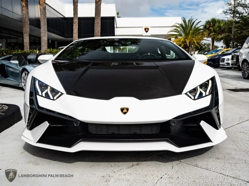 2023-lamborghini-huracan-tecnica-329000-226856868.webp.webp