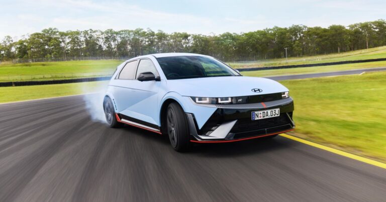 2024-Hyundai-IONIQ-5-N-SMSP-01.jpg