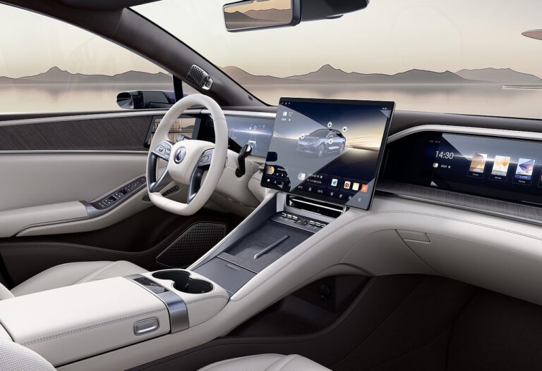 2024-byd-denza-z9-sedan-china-oem-interior-1_221120241631248.jpg