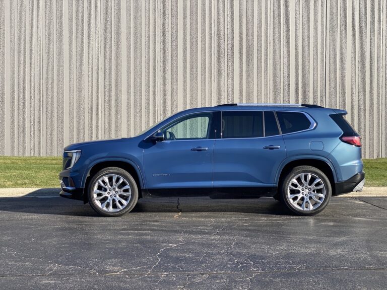 2024-gmc-acadia_100953581_h.jpg