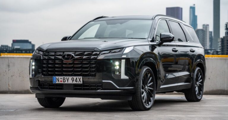 2024_240705_Hyundai-Palisade-Calligraphy-Black-MY24_Still-4.jpg