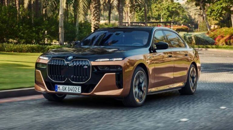 2024_bmw_i7_sedan_m70_20241116_155510542.jpg