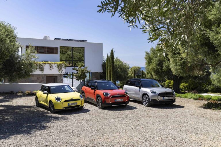 2025-mini-aceman-exterior-01.jpg