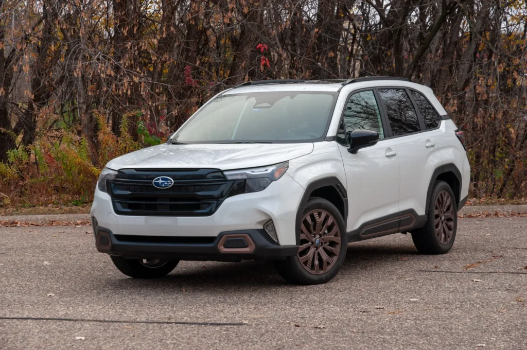 2025-subaru-forester_100951769_h.webp.webp
