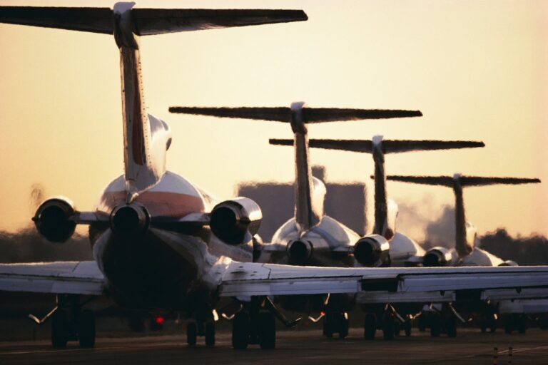 Airplane-Runway_Ted-Horowitz.jpg