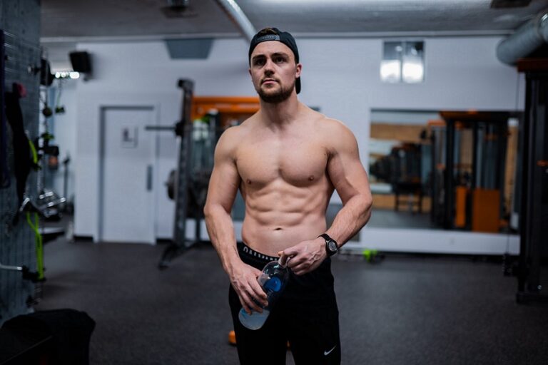 Lean-man-in-gym.jpg