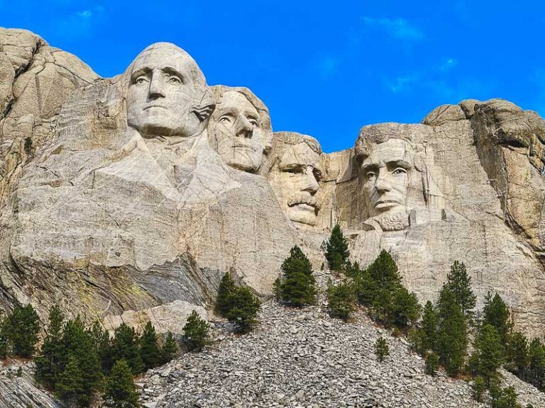 Mount-Rushmore-South-Dakota-14.jpg