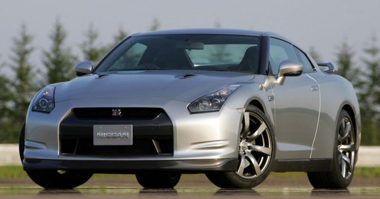 nissan-gt-r-r35-1.jpg