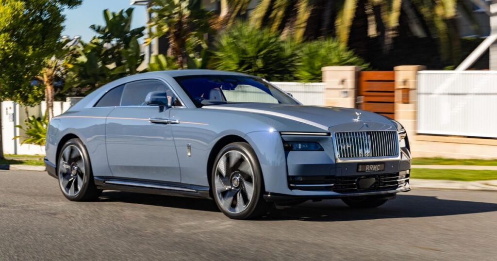 2025-Rolls-Royce-Spectre-CarExpert-043A7674.jpg