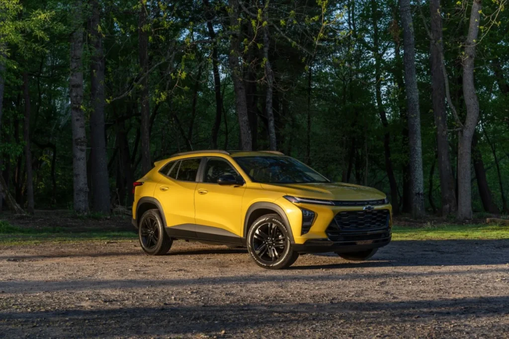 2025-chevrolet-trax_100931921_h.webp.webp