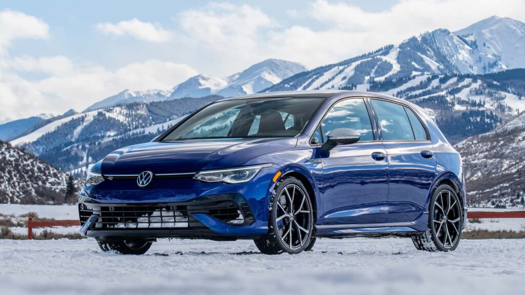 volkswagen-golf-r.jpg