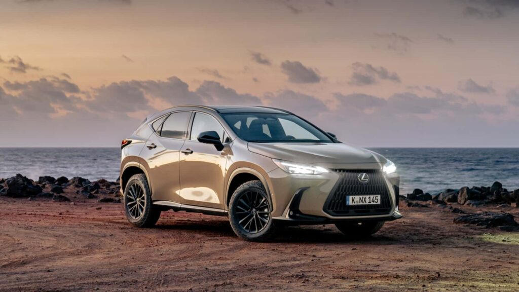 lexus-nx-overtrail-2025.jpg