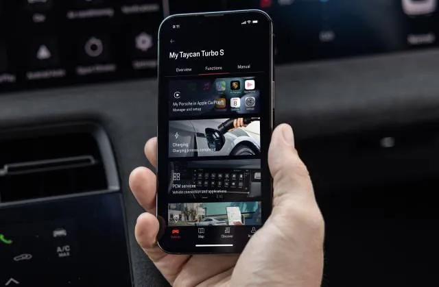 my-porsche-app-now-available-in-apple-carplay_100917158_m.webp.webp