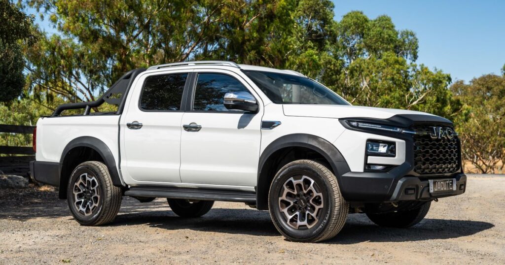2025-JAC-T9-review-05.jpg