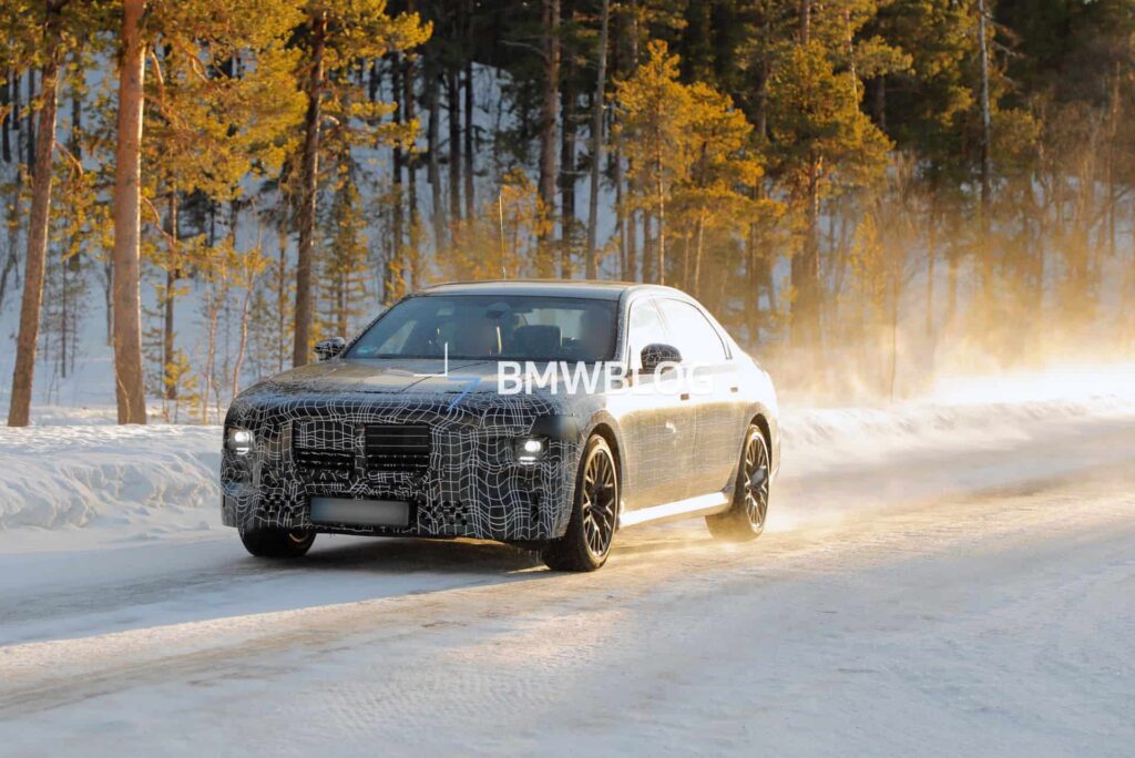 2026-bmw-7-series-facelift-08.jpg