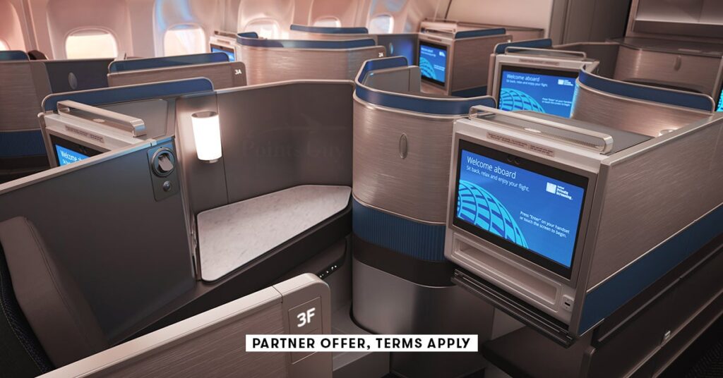 UAL_767_Polaris-seat-detail-2_030717-copy.jpg
