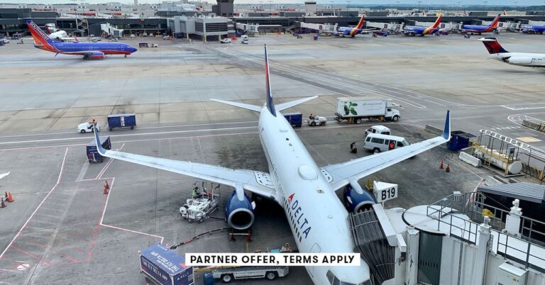 delta-southwest-jet-jets-plane-planes-airplanes-atl-airport-atlanta.jpg
