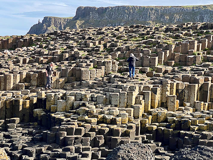 Giants-Causeway-Ireland-2.jpg