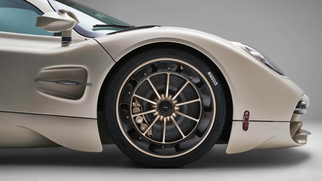 pagani-utopia.jpg