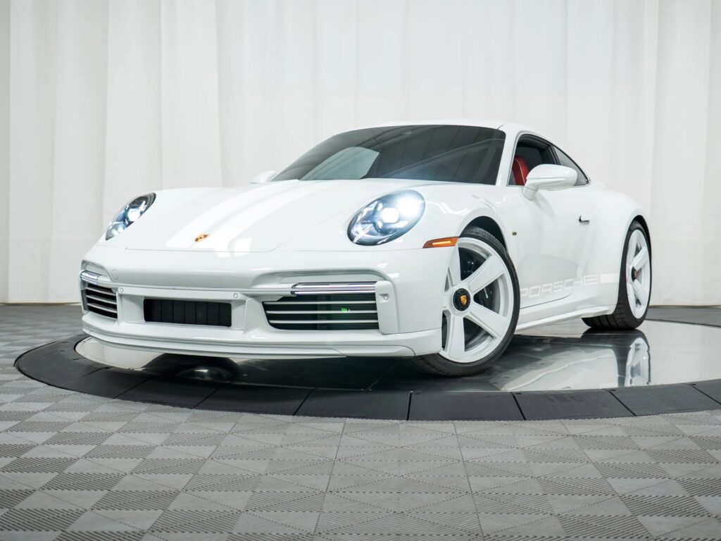2023-porsche-911-sport-classic-2.jpg