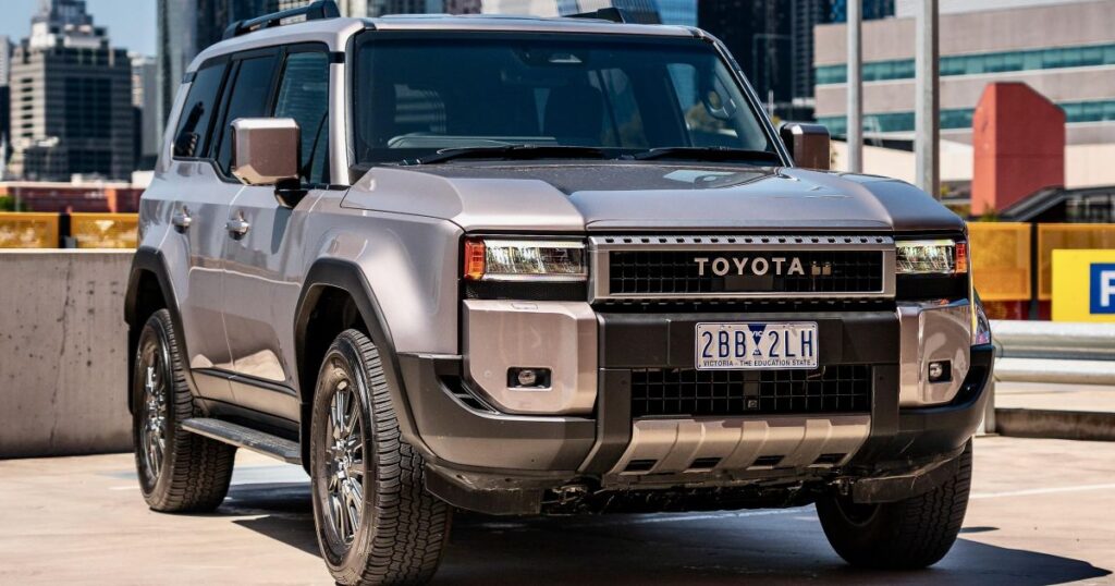 2025-05-2025-toyota-landcruiser-prado-gxl-hero-3x2-1.jpg