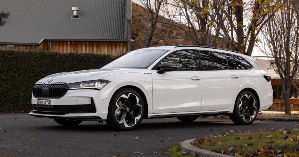 2025-06-2025-skoda-superb-launch-52.jpg