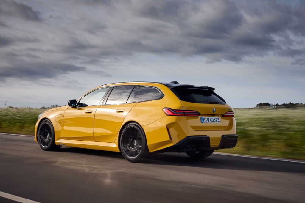 2025-bmw-m5-touring-speed-yellow-49.jpg