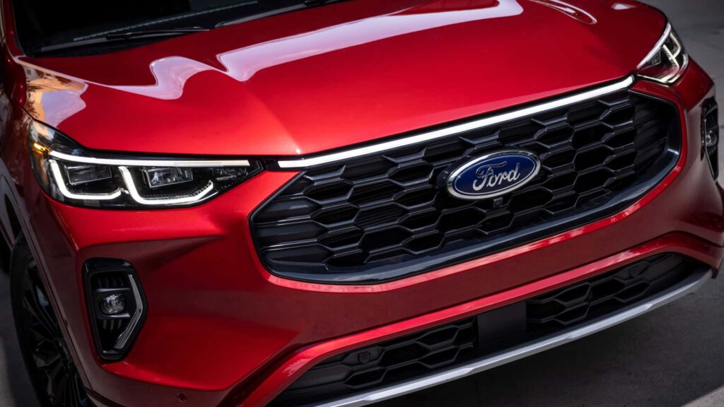 2025-ford-escape.jpg