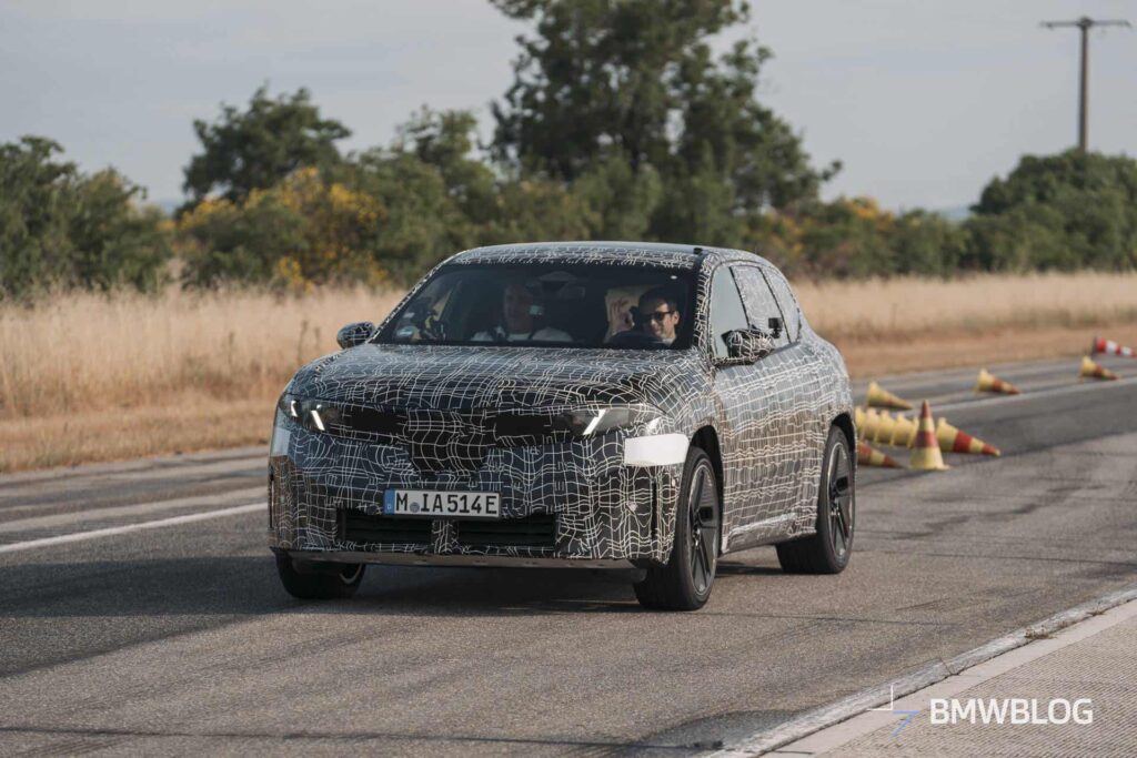 2026-bmw-ix3-na5-test-drive-02.jpg