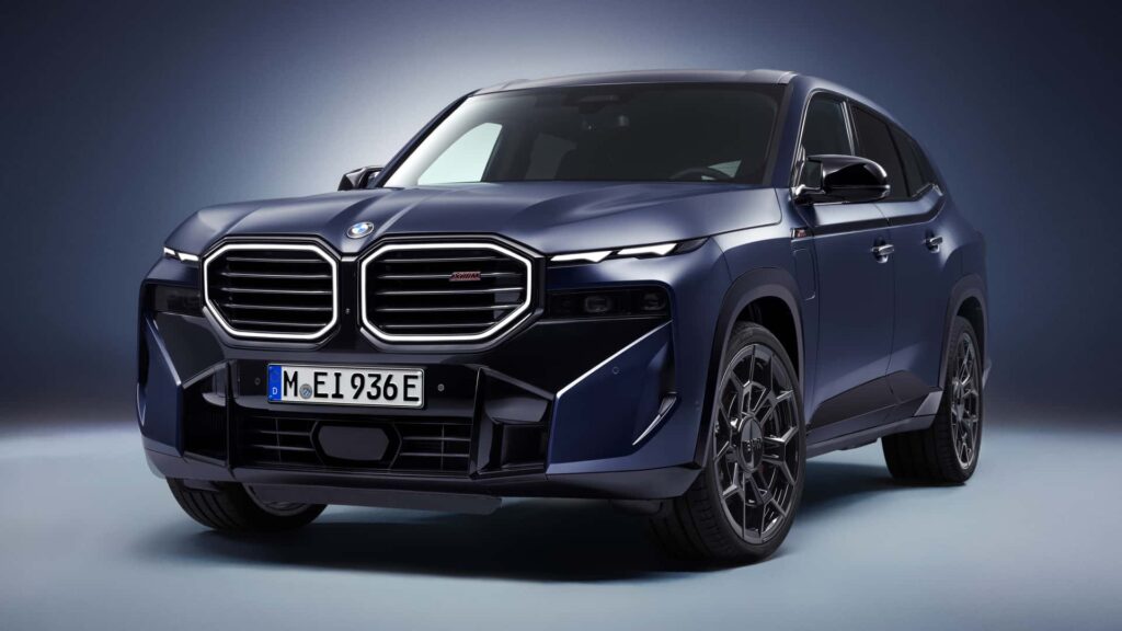 2026-bmw-xm-label-exterior-2.jpg