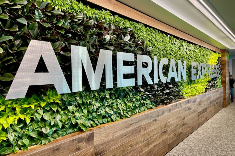 American-Express-Amex-Centurion-Lounge-Denver-Zach-Griff-48.jpeg