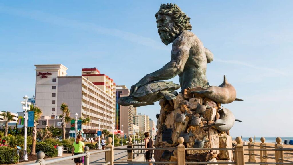 Virginia-Beach-King-Neptune-Statue.jpg
