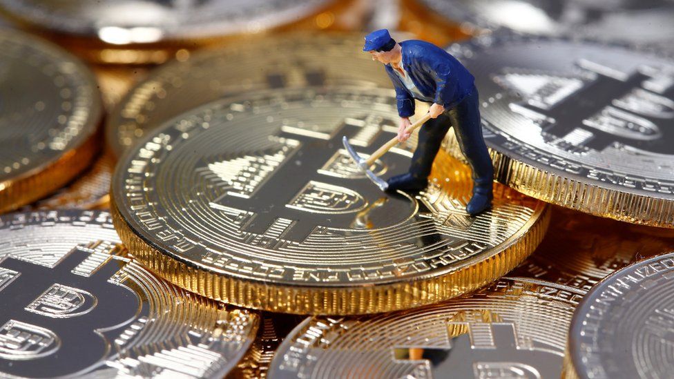 bitcoin-miner.jpeg