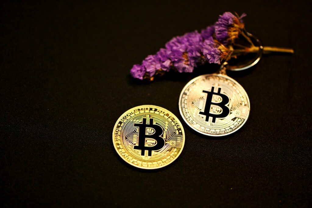bitcoin_26f2cf.jpg