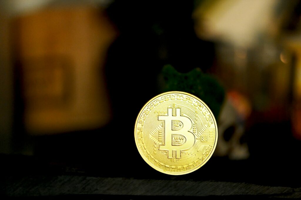 bitcoin_d25a53.jpg