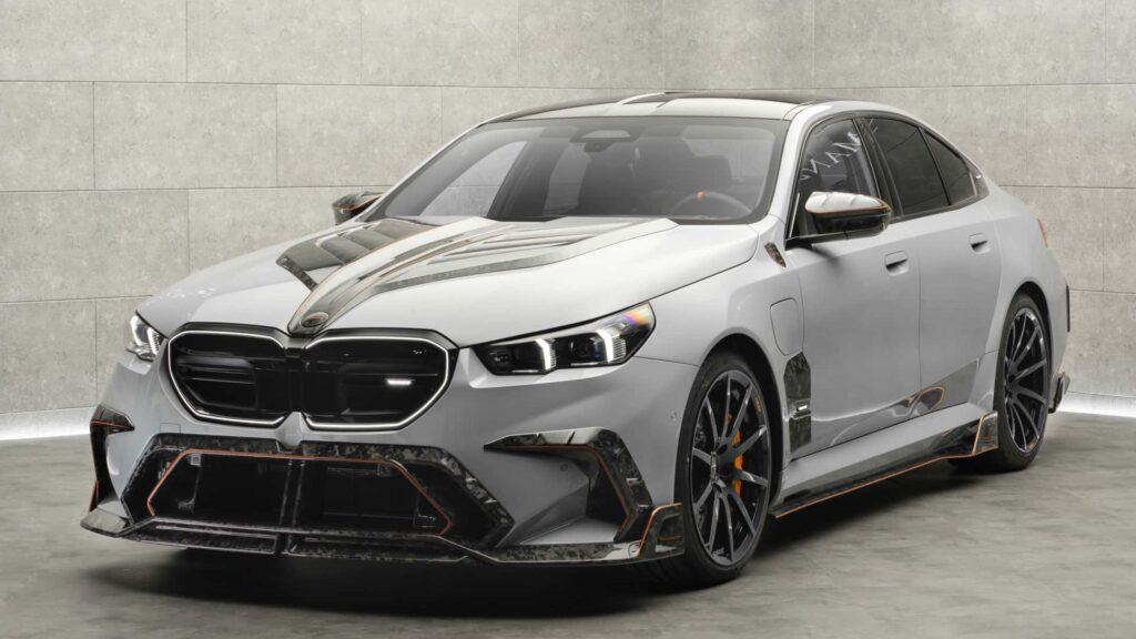 bmw-m5-by-mansory.jpg