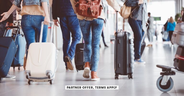 card-category-social_Airport-General_izusek_social.jpg