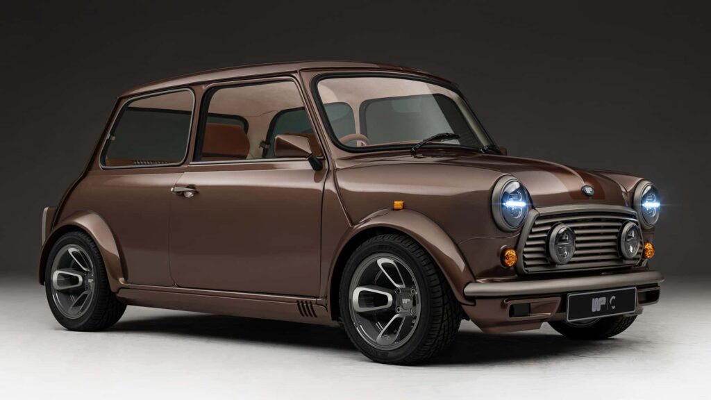wood-and-picket-mini-by-callum.jpg