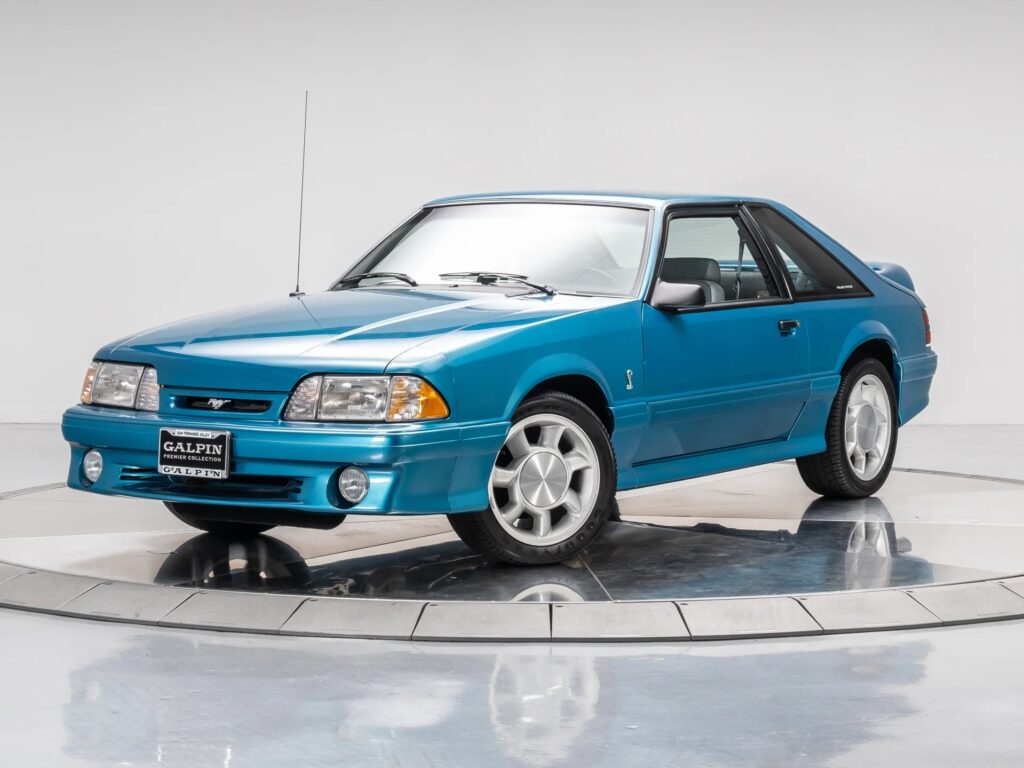 1993-ford-mustang-cobra-79999-2.jpg