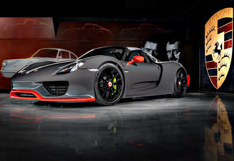 2015-porsche-918-spyder-2299800-483345929-2.jpeg