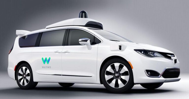 2022-01-waymo-chrysler-pacifica.jpg