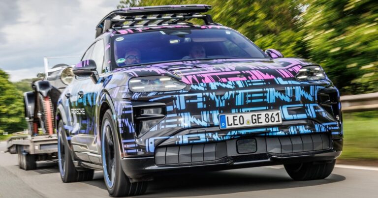 2025-07-2025porschecayenneev9.jpg