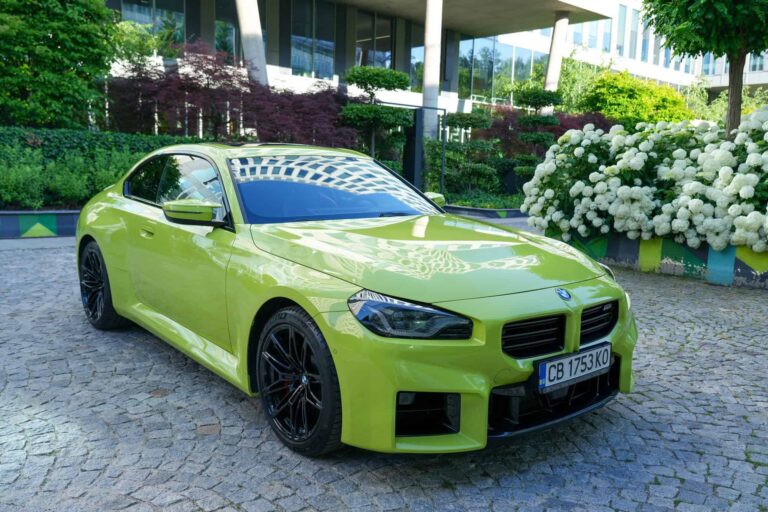 2025-BMW-M2-Sao-Paulo-Yellow-13.jpg