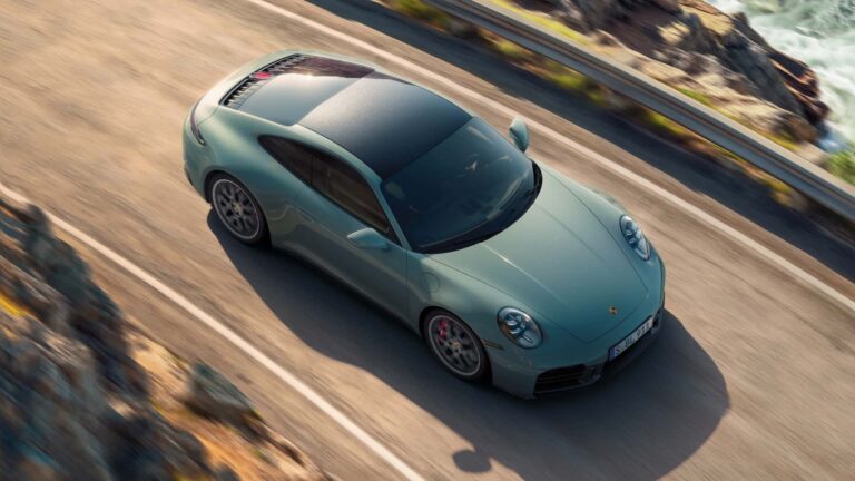 2026-porsche-911.jpg