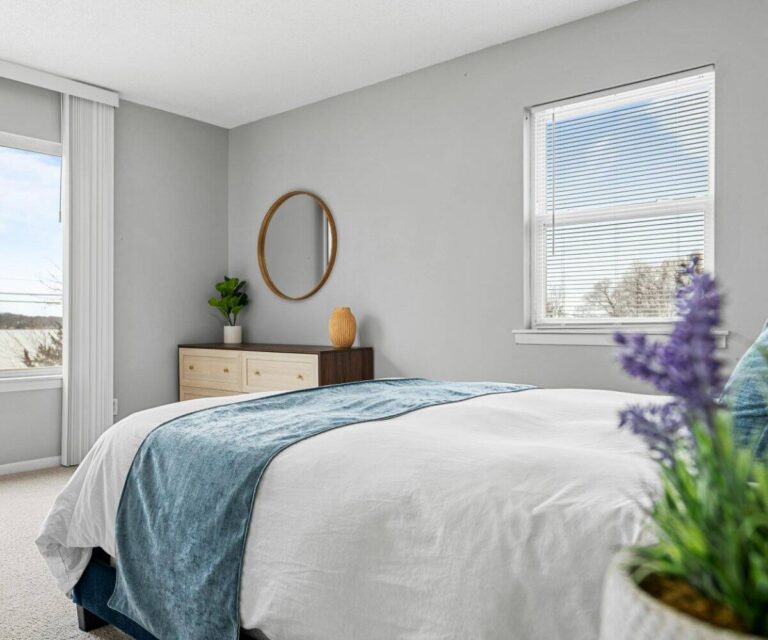 Bedroom-unsp-ALTB.jpg