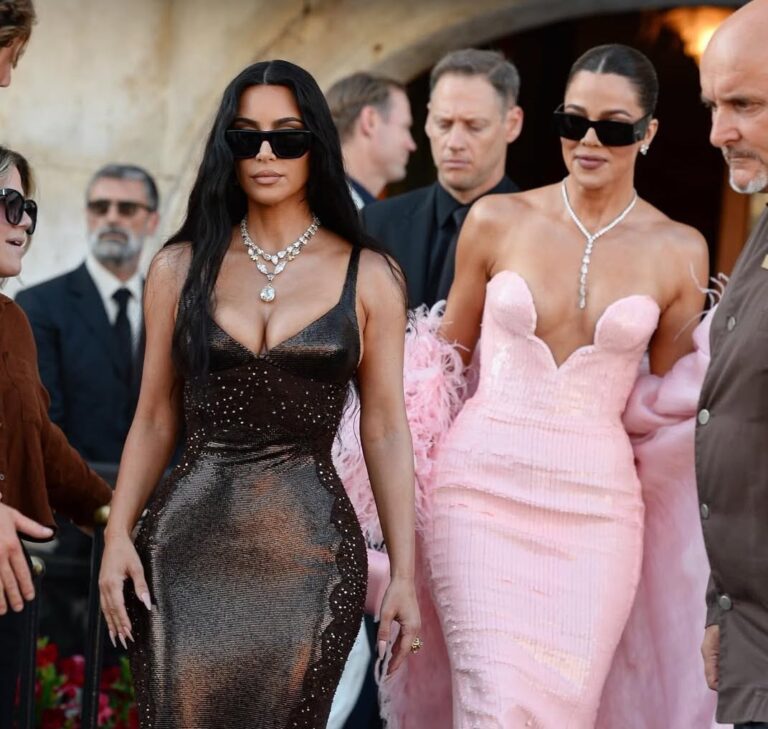 Kim-Kardashian-in-Vintage-Versace-Khloe-in-Pink-Tamara-Ralph-Couture-and-Kylie-Jenner-in-Dilara-Find.jpeg