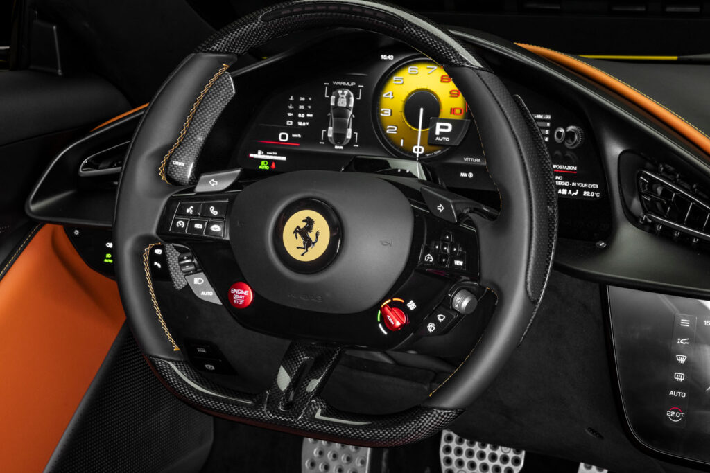 ferrari-amalfi-steering-wheel-detail_0.jpg