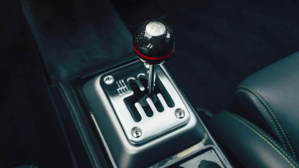 ferrari-gated-shifter.jpg