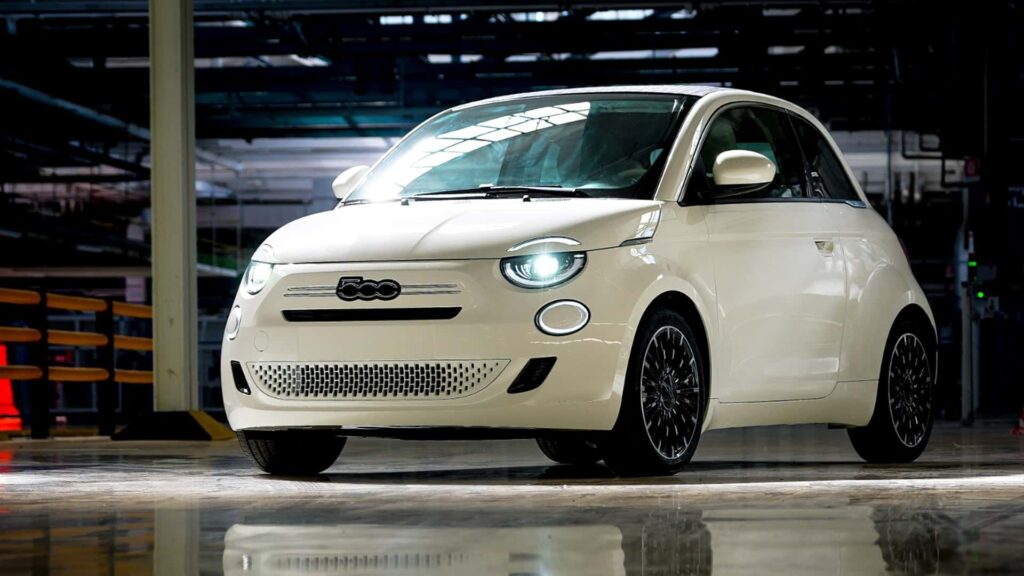 fiat-500-ibrida-2025.jpg
